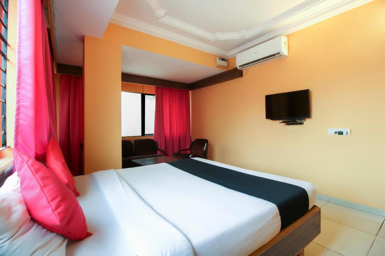 Capital O 71729 Lucky Inn Bengalúr Exteriér fotografie