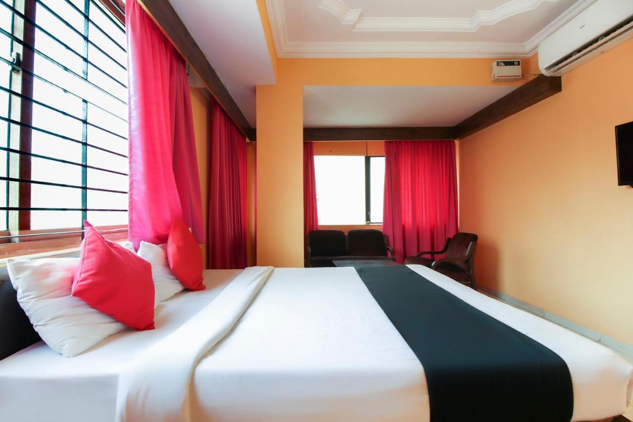 Capital O 71729 Lucky Inn Bengalúr Exteriér fotografie