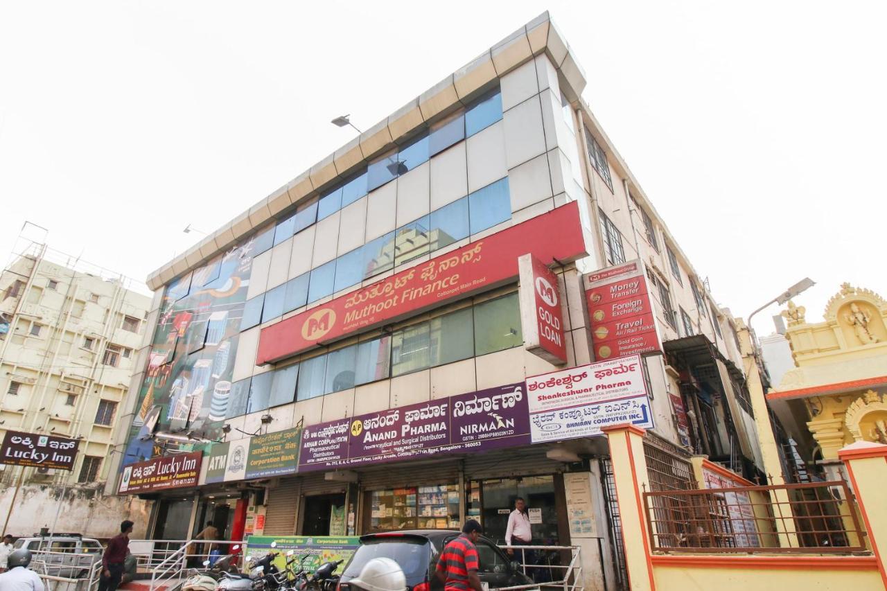 Capital O 71729 Lucky Inn Bengalúr Exteriér fotografie